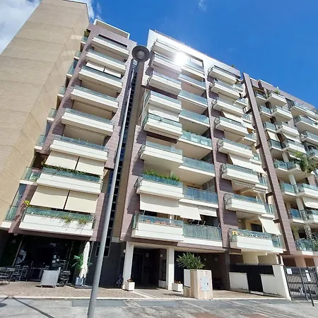 Ych-modern Flat With Terrace Near Eataly Daire Roma