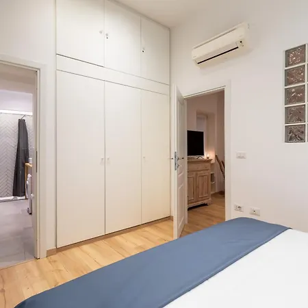 Apartment Trevi Fountain Boutique