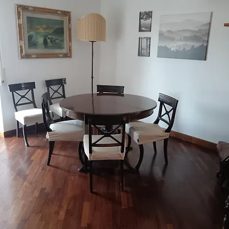 Holiday home Carolina's Casa E Per Vacanze Rome