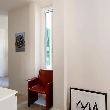 Lucrezio In Appartamento Roma