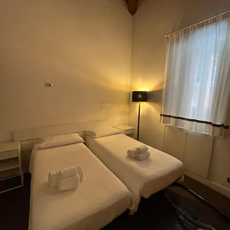 Lägenhet La Gensola In Trastevere *