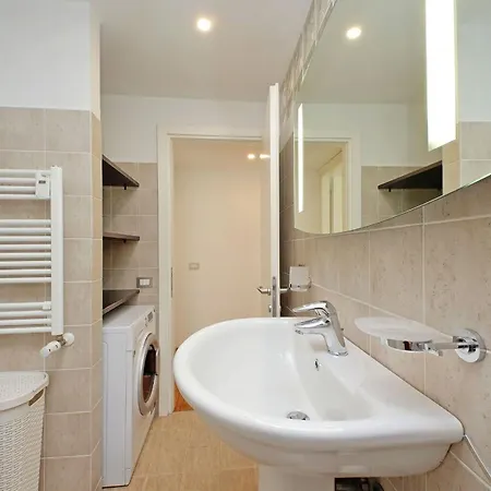 Duccio Galimberti - Lovely 2br Walking To The Vatican By Halldis