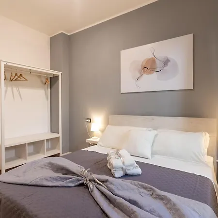 Modern - Colosseo 10 Min Apartment Rome