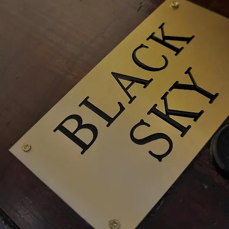 Black Sky * Rome