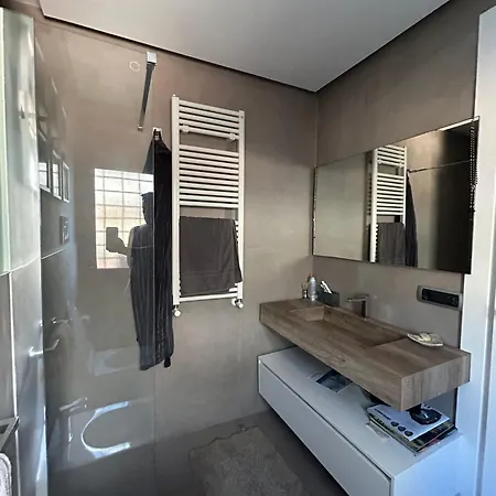 Rp House Luxury Eur *