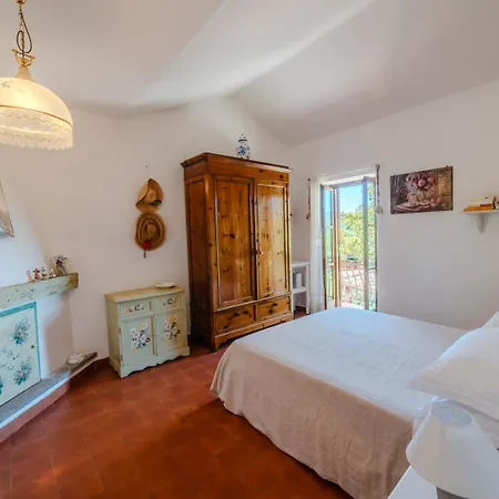 Alloggio per agriturismo Il Borgo Nel Bosco Canterano