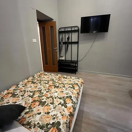 Central San Giovanni Apartment