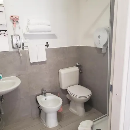 Metro B Fronte Metro Bed & Breakfast