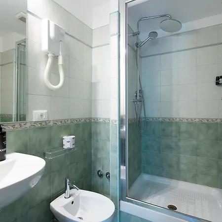 Iron Cityaus Termini Guest house