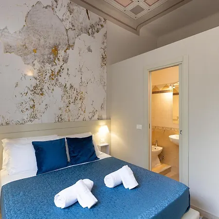 Iron Cityaus Termini Guest house Rome