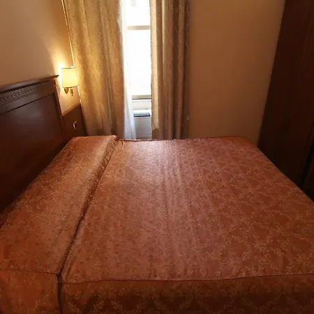 Bed & Breakfast Elegance Roma