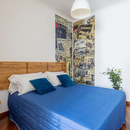 Stracult House Suggestive And Vintage-pop Rome