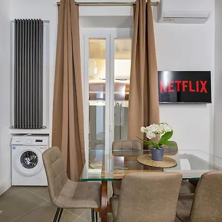 Apartment Navona Charme 2
