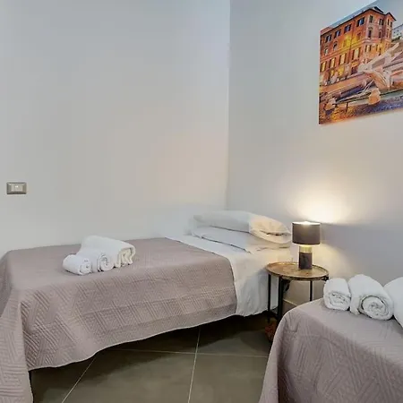 Apartment Navona Charme 2 *