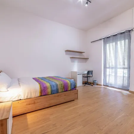 Guest house Cozy - Metro Garbatella & Wi-fi *