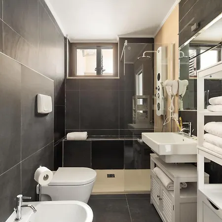 Adelante Trastevere Apartment Rome