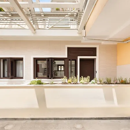 Adelante Trastevere Apartment *