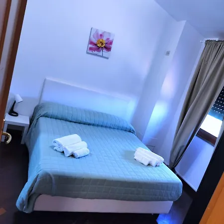 Pensión Dolcevita Eur 2 Luxury