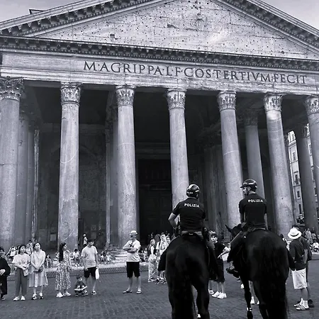 Pantheon 15 Roma