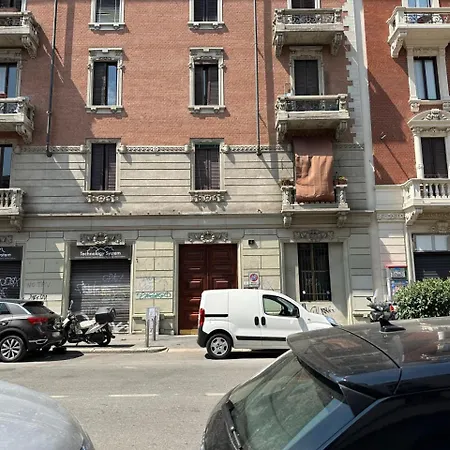 Apartment Majestic Navigli Rom