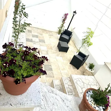 Lina - Sky Earth Liberty - 5 Min From Tube Villa Rome