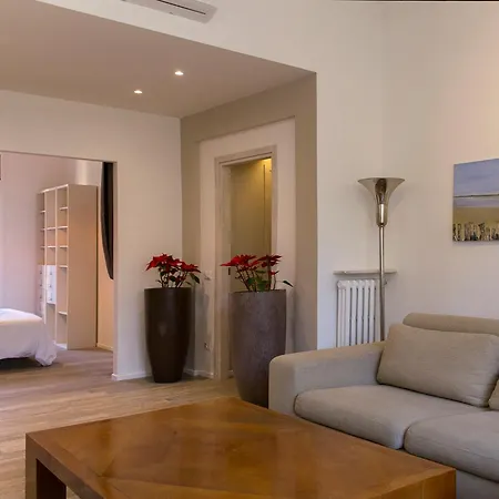 The - Vatican Apartment *
