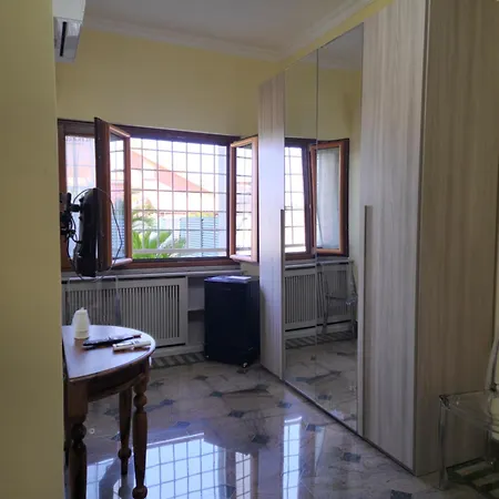Guest house Castelbarco House A *