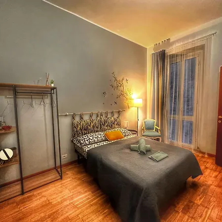 Hostal Loft Santa Maria *