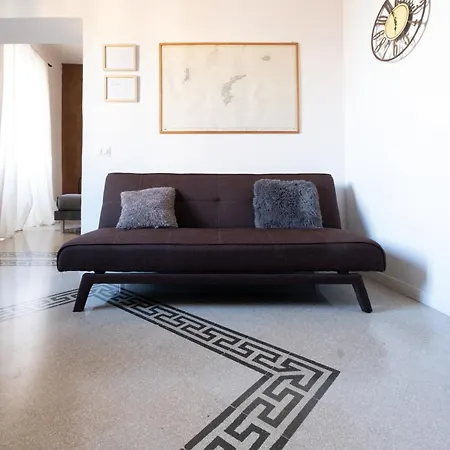 Santonofrio Apartment *