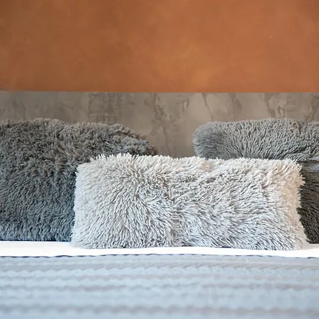 Santonofrio Apartment