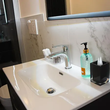 Bq House Colosseum Luxury Rooms Bed & Breakfast Rome