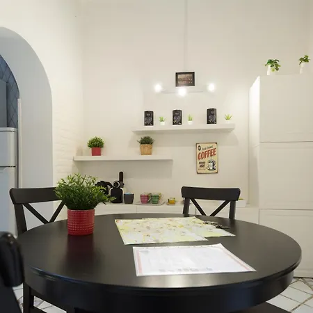 San Peter Borgo 68 * Roma