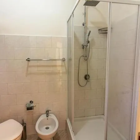 Appartement Ristrutturato A 1600mt Dal Colosseo *