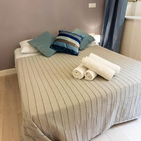 Ristrutturato A 1600mt Dal Colosseo Appartement Rome
