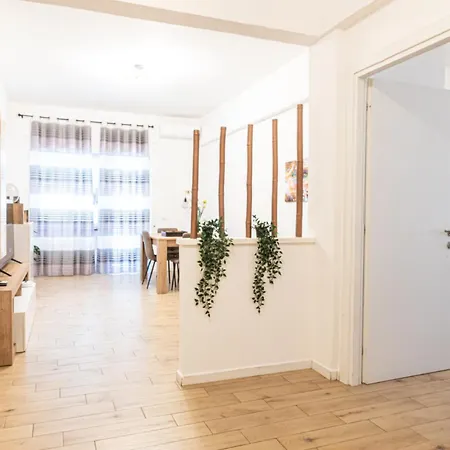 Apartamento Rea House Colli Albani Roma