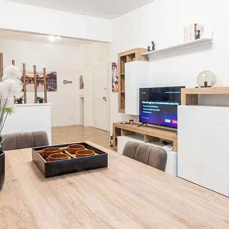 Rea House Colli Albani Apartamento *