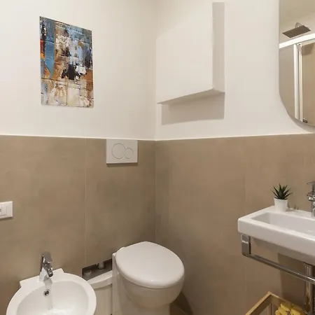 Hostly-libia Light Lodge-10min Metro To Colosseum Apartment *
