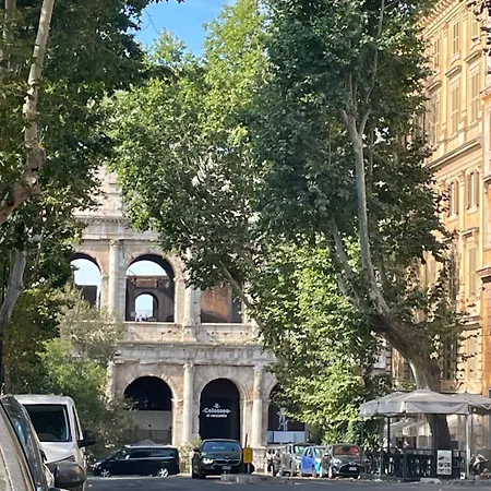 Al Parco Del Colosseo * Rome