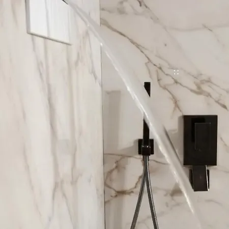 Apartment Trastevere Boutique With Gym And Steam Shower