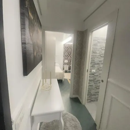 Glint House