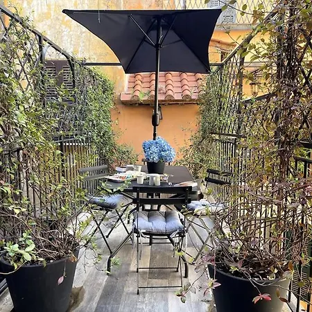 The Break Apartment