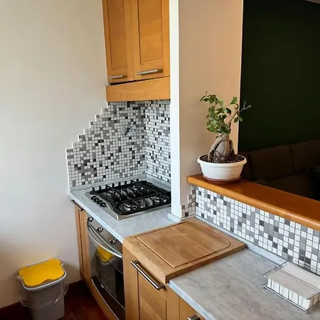 Apartment Piano - Intero A *