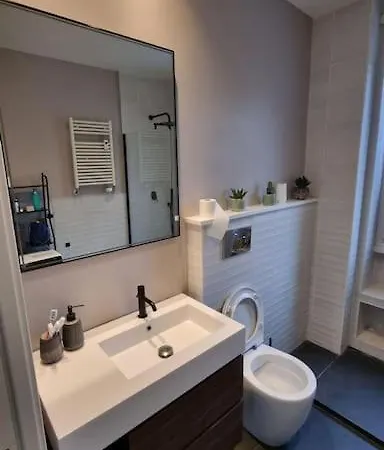 Apartment Piano - Intero A Rome