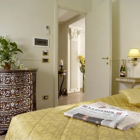 Suites Rome *