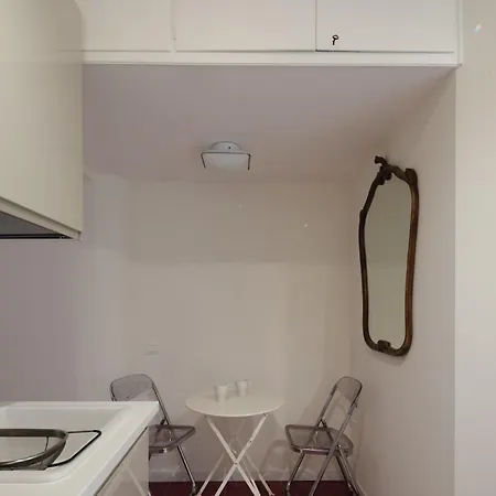 Modern Pied A Terre Near Piazza Navona * Rome