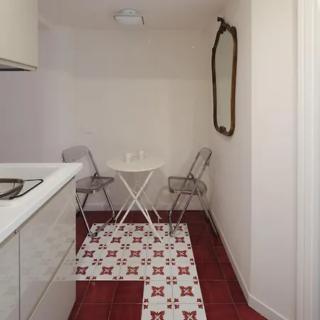 Modern Pied A Terre Near Piazza Navona * Rome