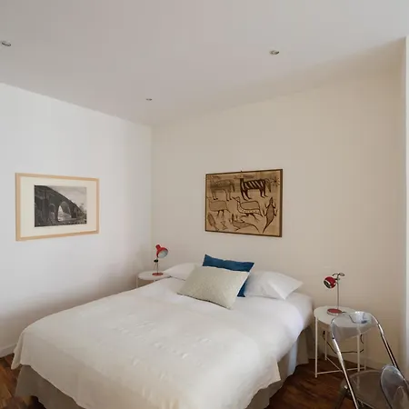 Apartment Modern Pied A Terre Near Piazza Navona *