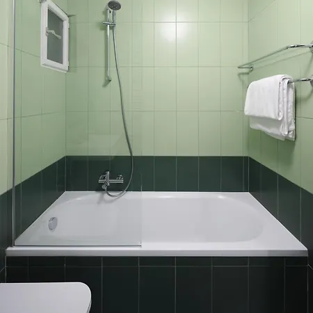 Apartment Modern Pied A Terre Near Piazza Navona Rome