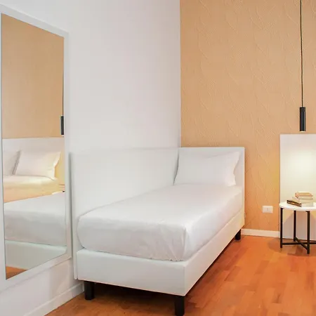 Guest house Magikrooms Topaz Rome