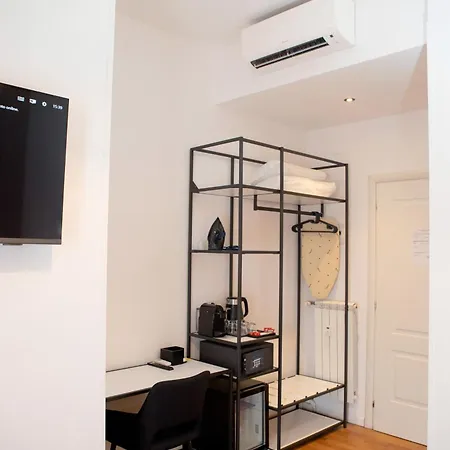 Guest house Magikrooms Topaz Rome